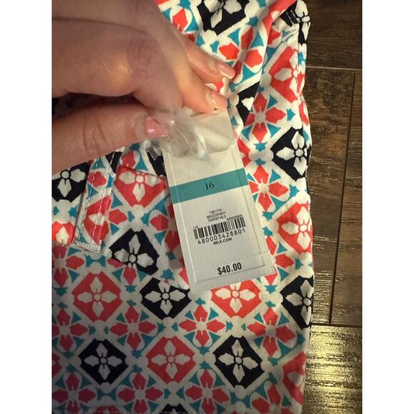 2 crown and ivy shorts size 16 - Picture 6 of 6